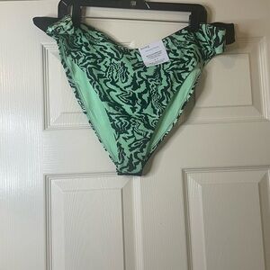Divided by H&M Women’s Plus Green and Black Bikini Bottom Size: XXL